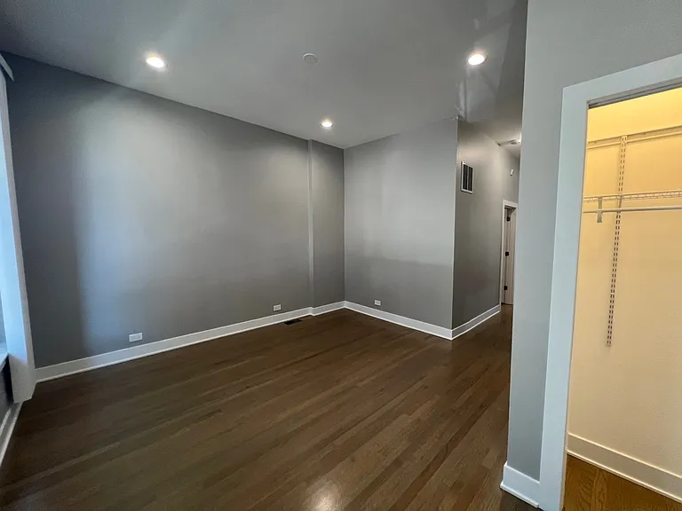 1227 W Ohio St #1 — Photo 18