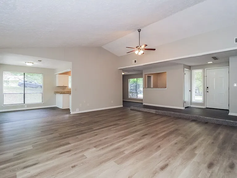 8924 Wesley Pl — Photo 4