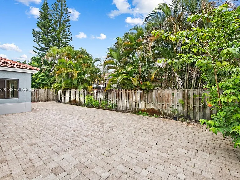 11293 Rhapsody Rd — Photo 24