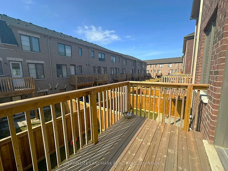 18 Lavinia Rd — Photo 13
