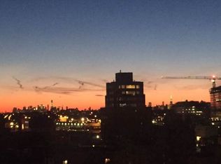 4141 Main St, Flushing, NY 11355