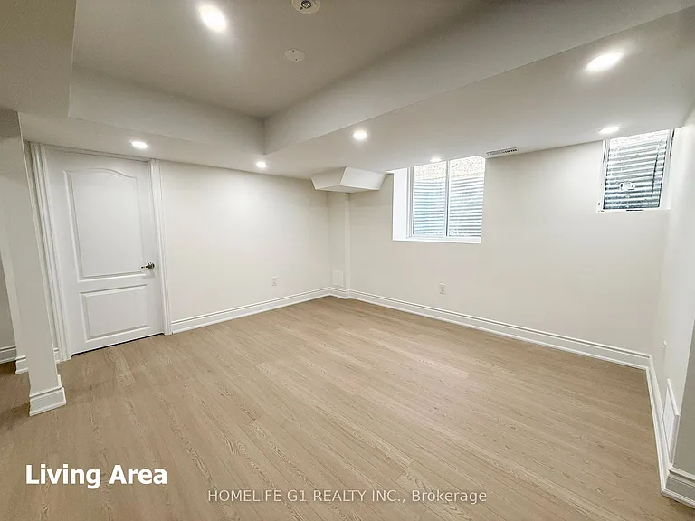 18 Donald Stewart Rd — Photo 4