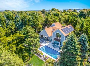 425 Cedar Point Dr E, Southold, NY 11971