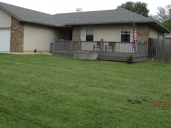 520 Glenview Drive, Sparta, MO 65753