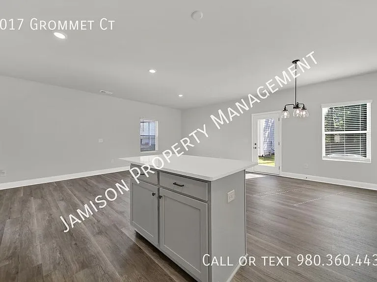 4017 Grommet Ct — Photo 12