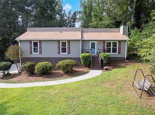 307 Summer Ct, Woodstock, GA 30188
