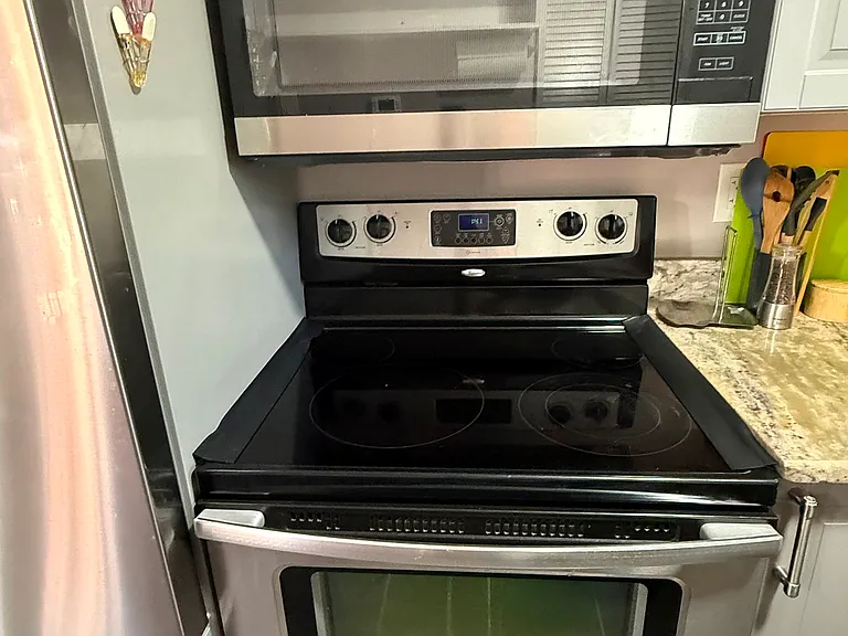 803 E James St #2-1 — Photo 17
