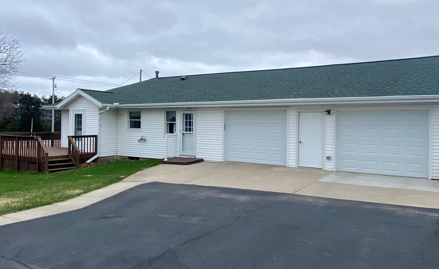 E13080 State Road 33, Baraboo, WI 53913 Zillow