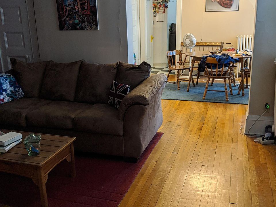 1st image of 836 Grand Ave