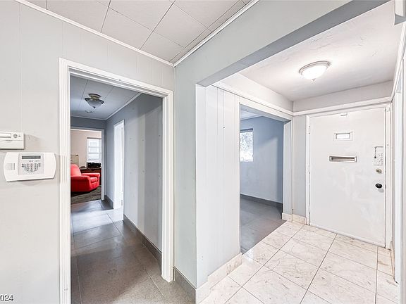 3rd image of 2312 Santa Paula Dr