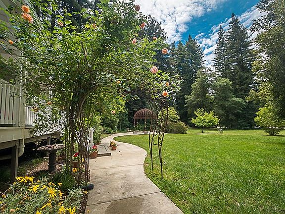2nd image of 140 Coffeeberry Dr