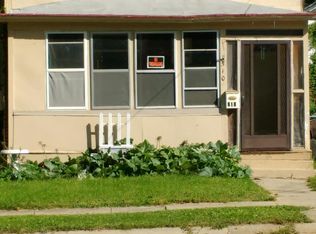 510 W Douglas, Freeport, IL 61032