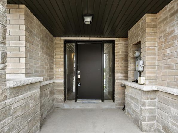 6 Blue Forest Cres, Barrie, ON L9J 0N3