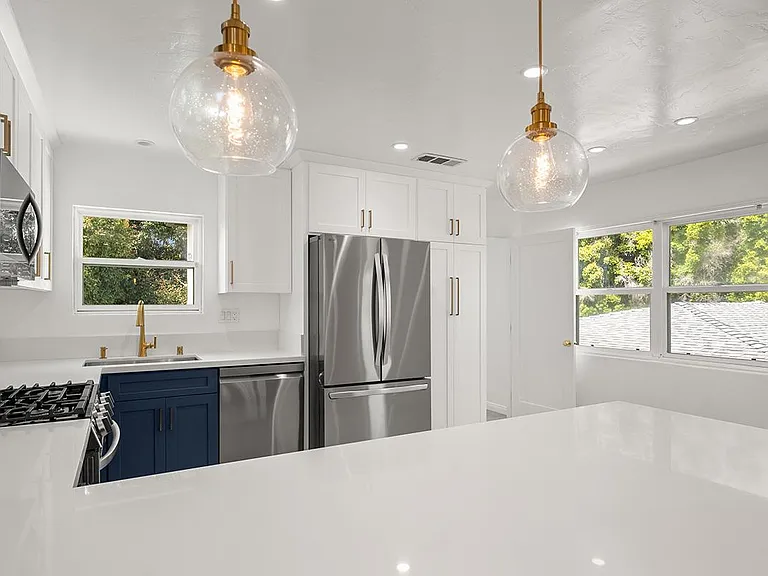 7170 Hybeth Dr — Photo 1