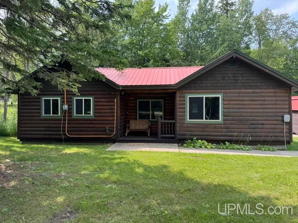 14115 N Ellen St, Grand Marais, MI 49839
