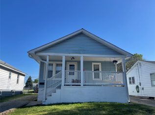 314 Picker Ave, Wood River, IL 62095