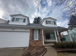 2624 Lillian Rd, Ann Arbor, MI 48104