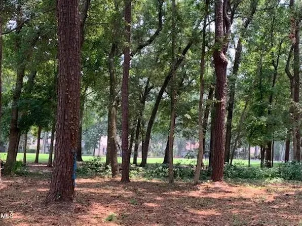 311 Westbrook Rd, Saint Helena Island, SC 29920