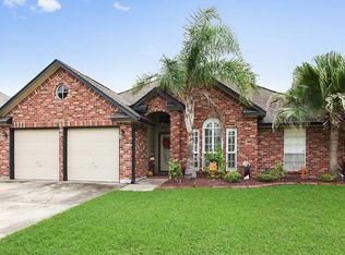 22 Sandpiper Dr, La Place, LA 70068