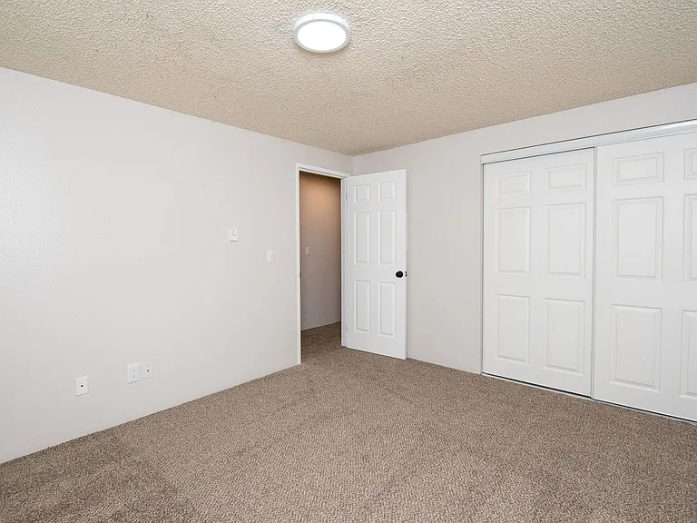 Park East & West Apartments — Photo 11