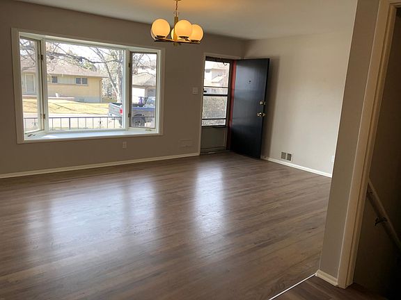 front room, bay window