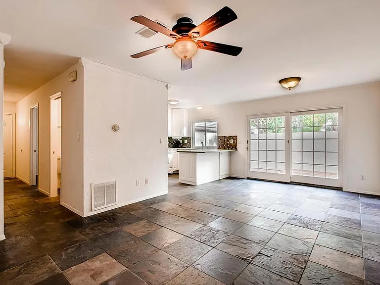 3910 Caminito Patricia — Photo 17