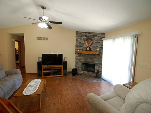 2nd image of 23585 Mapleridge Dr Lot 92