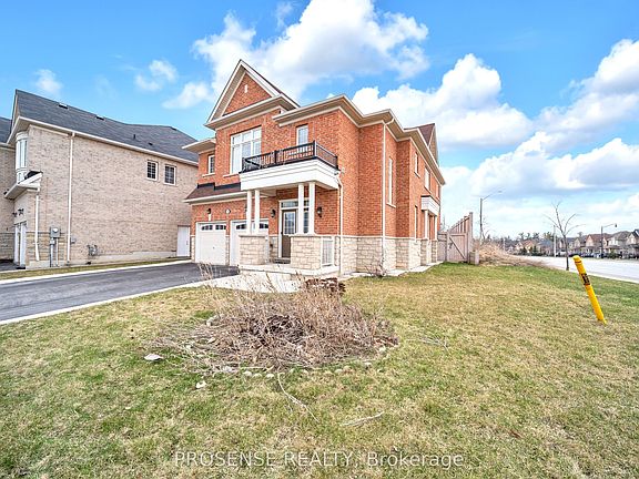 2nd image of 2 Timbercove Rd