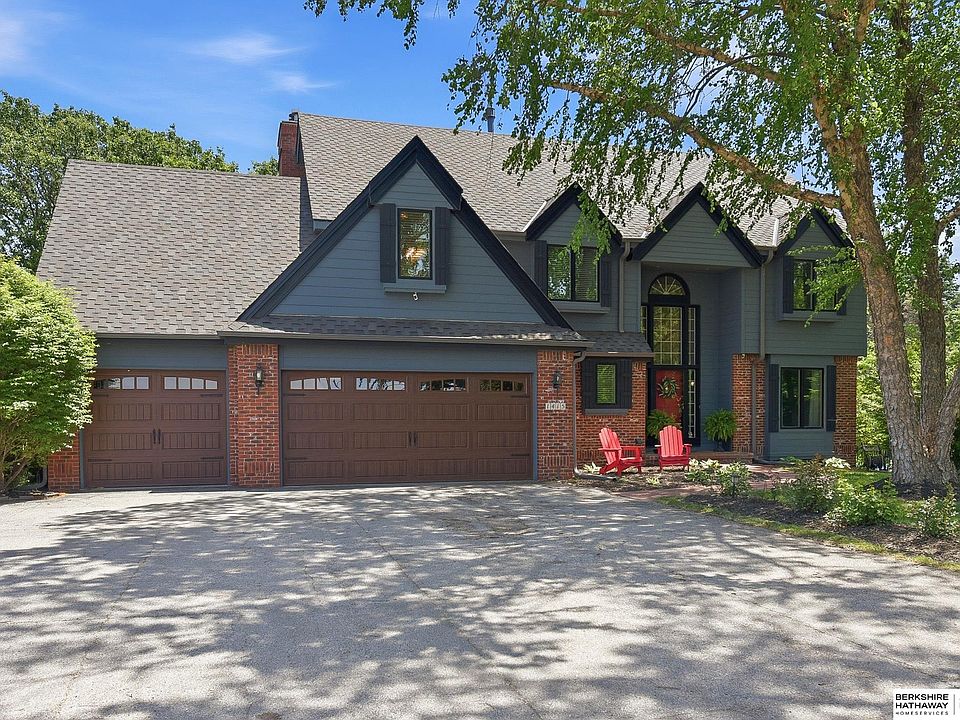 1st image of 1415 Skyline Dr