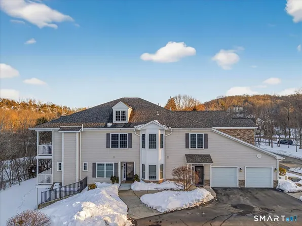 35 Todd Street #302, Hamden, CT 06518