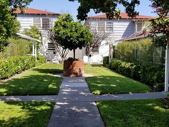 2nd image of 614 Marguerite Ave #A