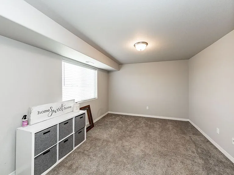 4037 Jericho Loop — Photo 4