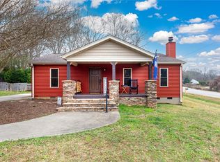 109 S Laurel St, Walhalla, SC 29691