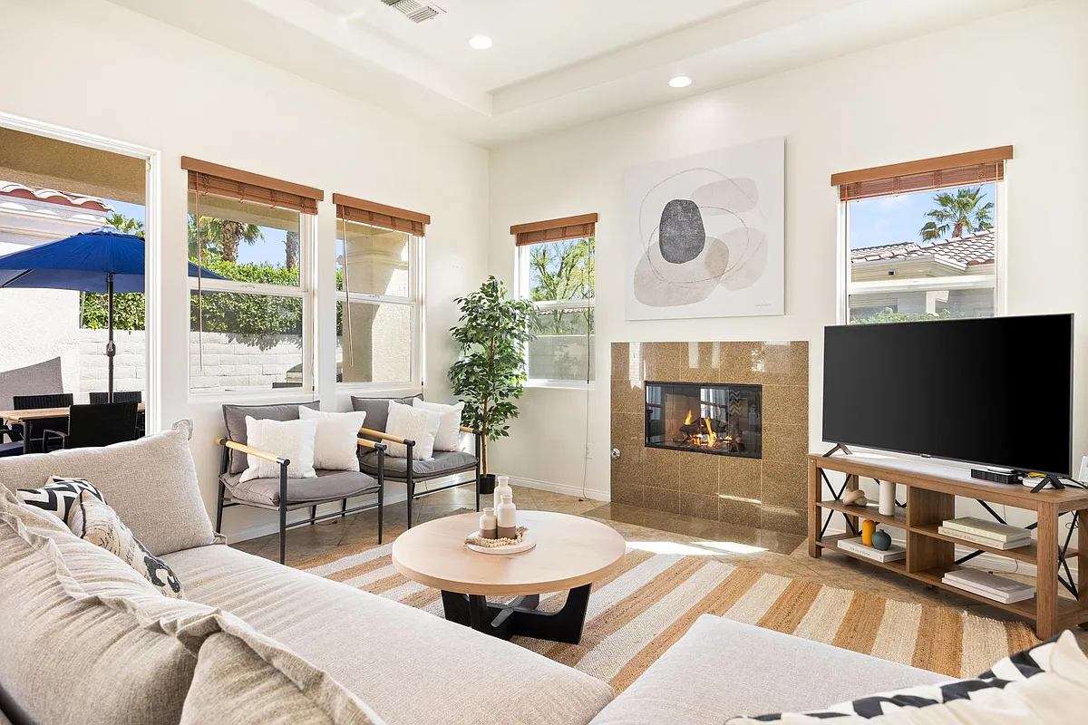 Living Room - 80896 Calle Azul