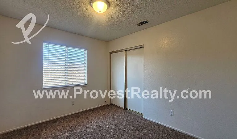 21777 Panoche Rd #5 — Photo 11