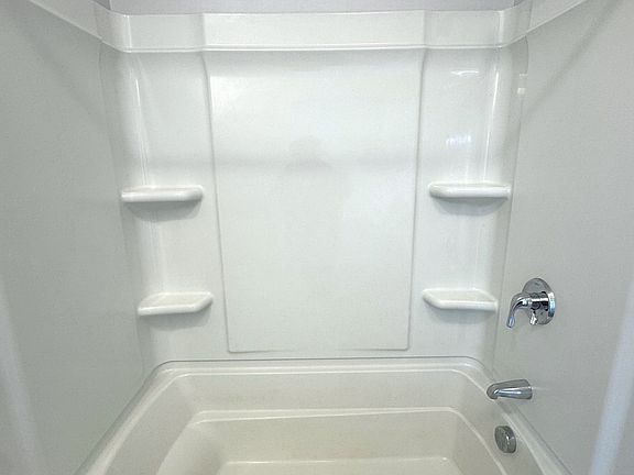 4th image of 118 Old Colony Ave #321