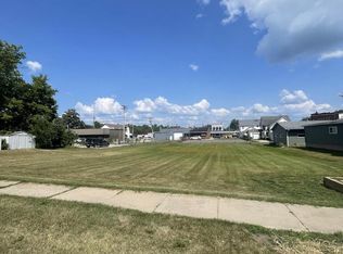 210 McLean Ave, Tomah, WI 54660