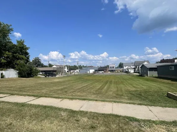 210 MCLEAN AVENUE, Tomah, WI 54660