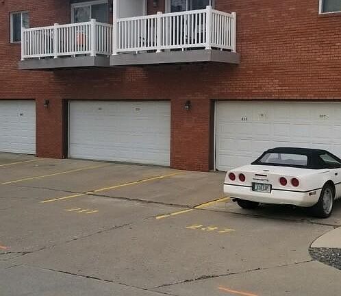2nd image of 209 Woodside Dr