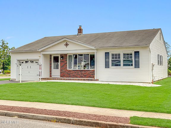3rd image of 57 Westport Drive