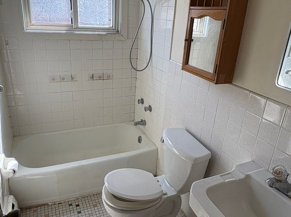 602 Cross Ave S APT 5