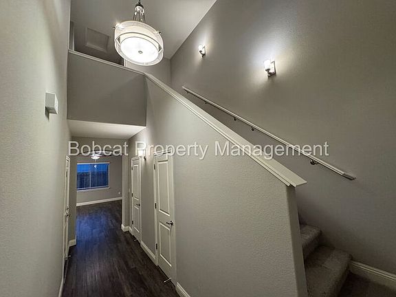 2nd image of 1299 Saltern Dr