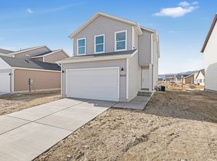 3529 N Sparrow Ln #215, Eagle Mountain, UT 84005