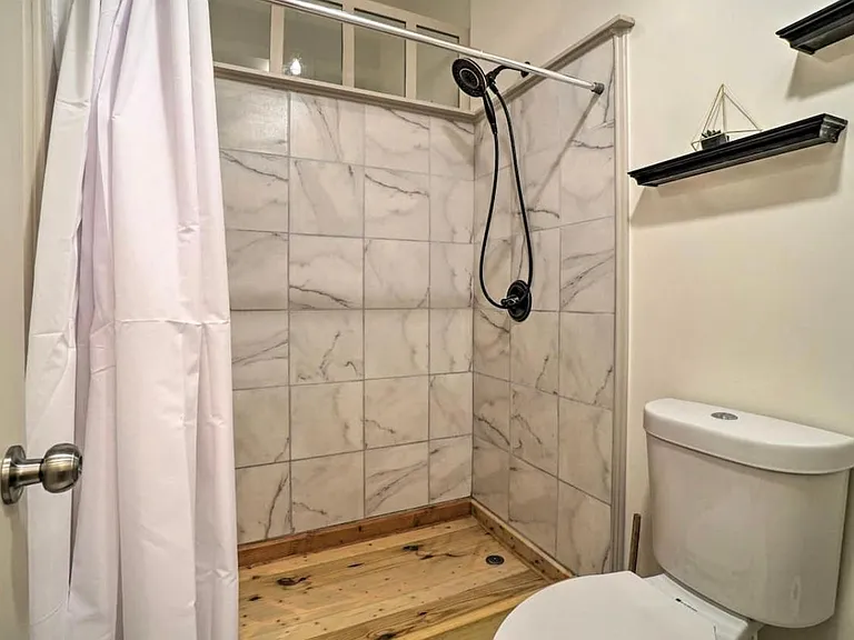 328 River Dr — Photo 14