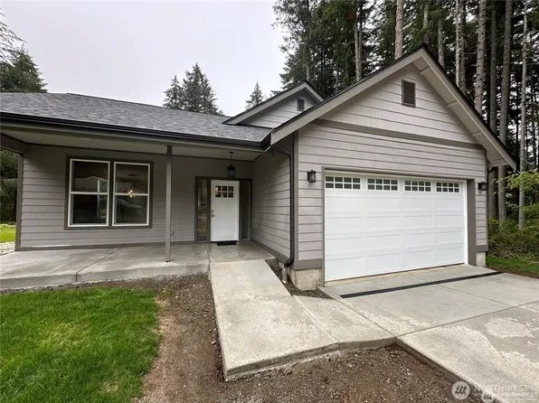 11813 Island Drive, Anderson Island, WA 98303