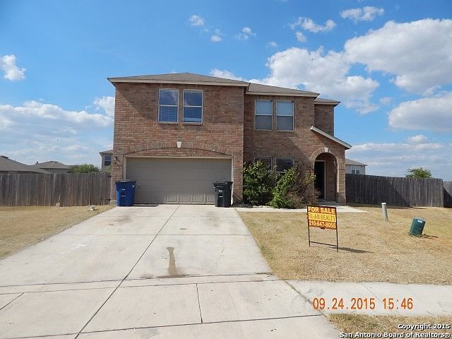 1st image of 437 Copper Wood Dr