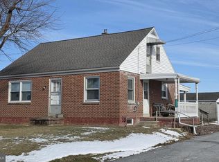 321 Pfautz Hill Rd, Stevens, PA 17578