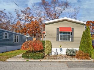 548 Kenyon Ave #45, Attleboro, MA 02703