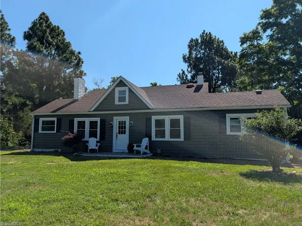 156 Payne Rd, Thomasville, NC 27360
