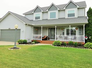 278 Oxford Lake Dr, Oxford, MI 48371